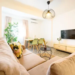 Fleming House Apartment